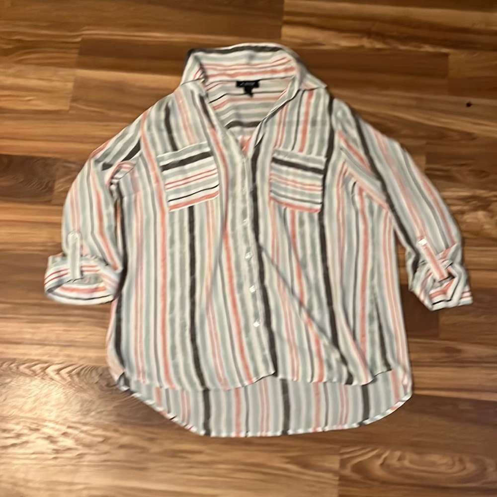 A. Byer Multicolor Button up